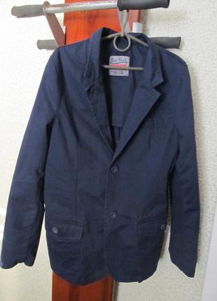 Жакет пиджак на мальчика 146/152