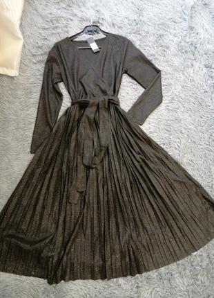⛔ красивое нарядное платье с блёстками , верх эффект запаха юбка пышная плисе5 фото