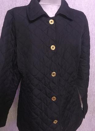 Легка стьобана курта