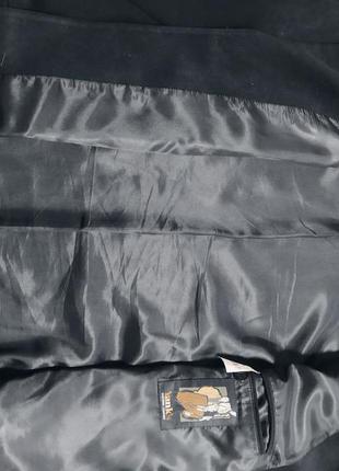 Чоловічий однотонний піджак, жакет, блейзер, оксамитова тканина. насичено - чорний колірyanks7 фото