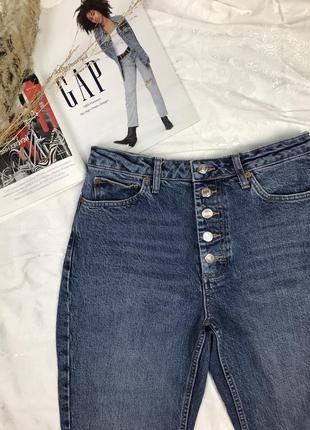 Прямые укороченные джинсы на пуговицах topshop straight3 фото