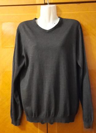 Брендовий базовий светрик пуловер р. l daniel hechter напіввовна