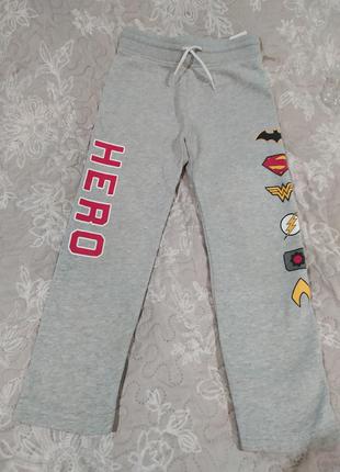 Сурерові світло сірі спортивні штани, тепленькі