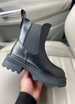 Зимние женские ботинки