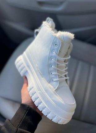 Жіночі зимові високі шкіряні білі черевики на хутрі 🆕 спереду на шнурівці6 фото