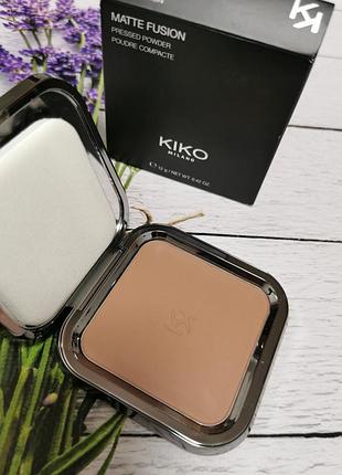 Матуюча пудра Kiko radiant fusion pressed powder