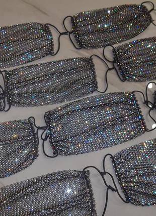 Маска стрази камені