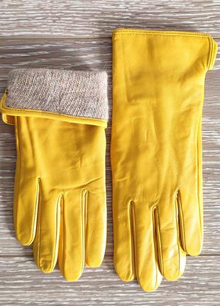 Перчатки женские кожаные на шерсти ярко желтый цвет с распоркой4 фото