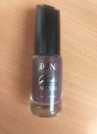 Стійкий лак для нігтів the one