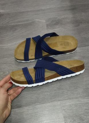 Качественные фирменные шлепанцы