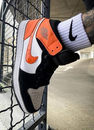 Кросівки nike air jordan 1 mid shattered backboard 4