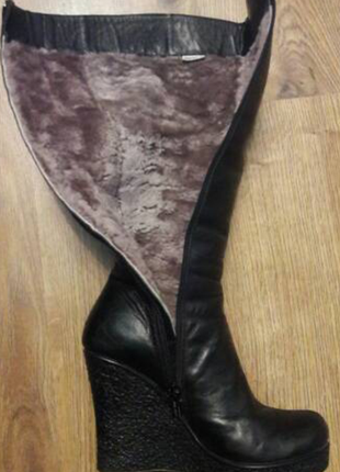 Фирменные кожаные сапоги