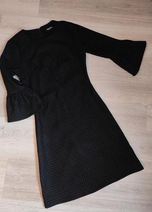 Дуже гарне, тепле плаття 👗