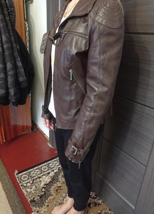 Жіноча шкіряна куртка avant premier5 фото