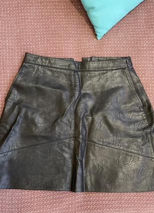 Кожаная юбка zara, эко-кожа