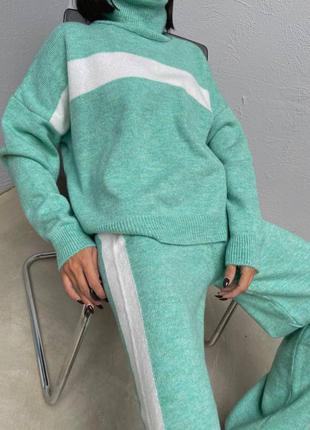 Тёплый, мятный костюм-двойка. турция