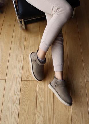 Зимние угги ugg ultra mini brown light sole7 фото