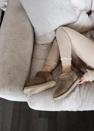 Зимние угги ugg ultra mini brown light sole4 фото