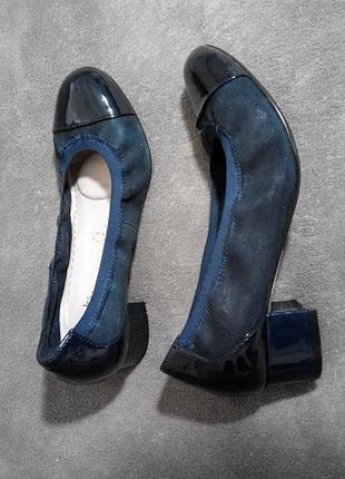 Туфли натуральная кожа на небольшом каблуке