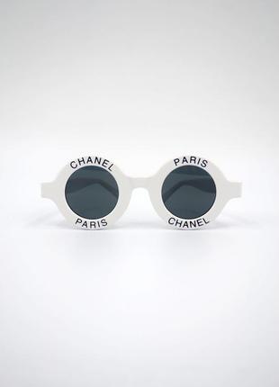 Солнцезащитные очки chanel белые