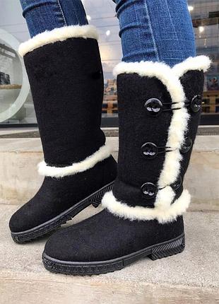 Жіночі зимові чоботи черевики бурки уггі валянки