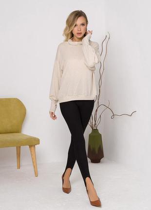 Бежевий ангоровий светр із хомутом