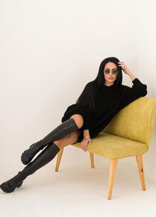 Чорна вовняна сукня-светр крупної в'язки