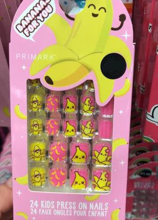 Детские накладные ногти  primark. новинка!испания. самоклеющиеся, отличный подарок модницам!