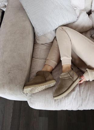 Угги уги ultra mini brown light sole уггі