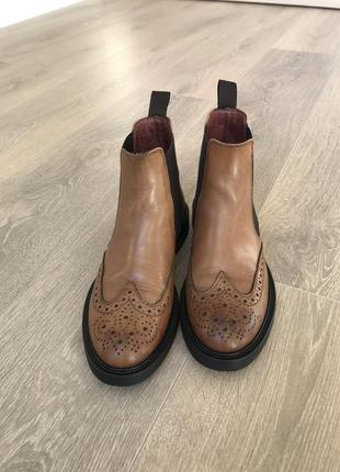 Очень крутые женские кожаные челси от бренда frau/women's leather chelsea boots