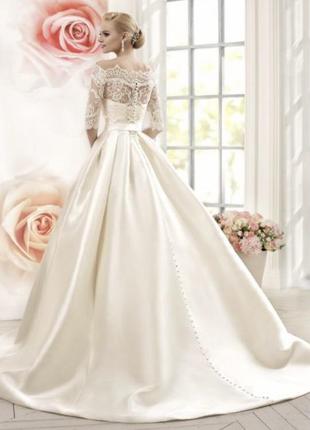 Шикарное свадебное платье4 фото