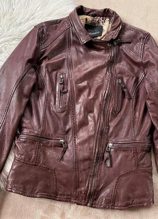 Женская дизайнерская кожаная куртка косуха oakwood6 фото