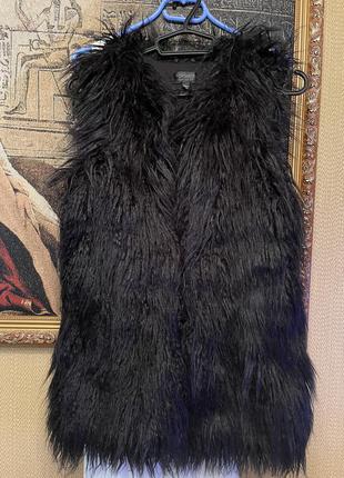 Крутая меховая жилетка