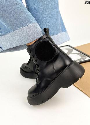 Ботинки с сумочкой, чёрные, натуральная кожа, деми /зима6 фото