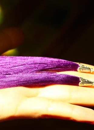 Серьги серёжки кисти кисточки фиолетовые с красивым камнем3 фото