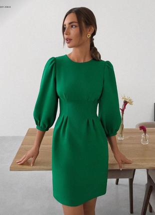 Яркое зелёное платье мини