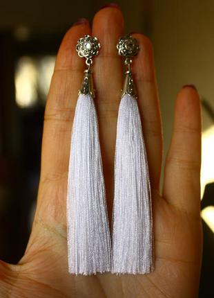Серьги серёжки кисти кисточки белые