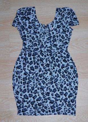 Тёплое платье lipsy, сост. отличное. размер 10.