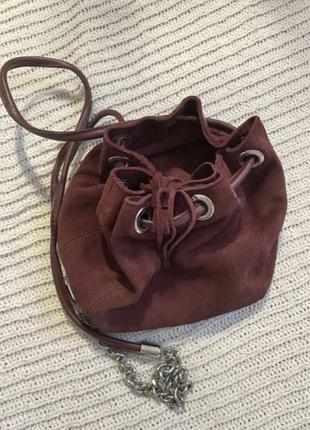 Замшевая сумка-бочонок zara