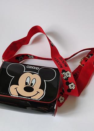 Мини сумочка mickey mouse 3