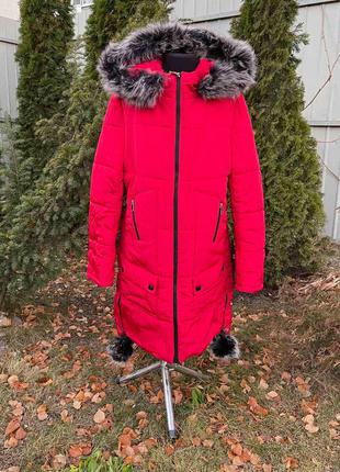 Зимнее пальто с натуральной опушкой