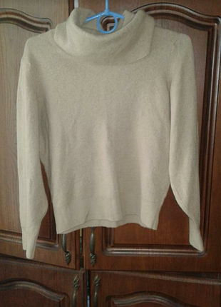 Базовьій светр з хомутом 100% вовна