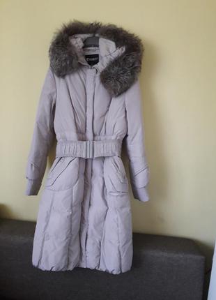 Фирменный пуховик