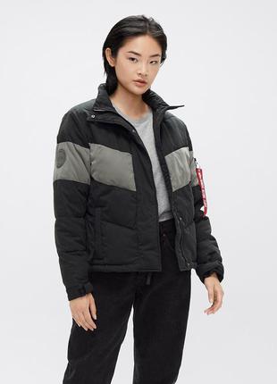 Зимний женский бомбер alpha industries2 фото