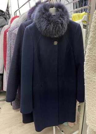 Нове зимове жіноче пальто з натуральним хутром