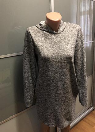 Сукні з капюшоном, туніка