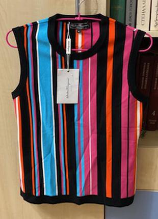 Майка  очень яркая и очень крутая.