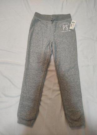 Спортивні штанці aeropostale на 8 років.
