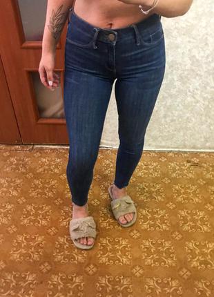 Скінні від river island