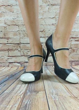 Туфли женские чёрные с белым кожа malrostti 96200, последний 40 размер3 фото